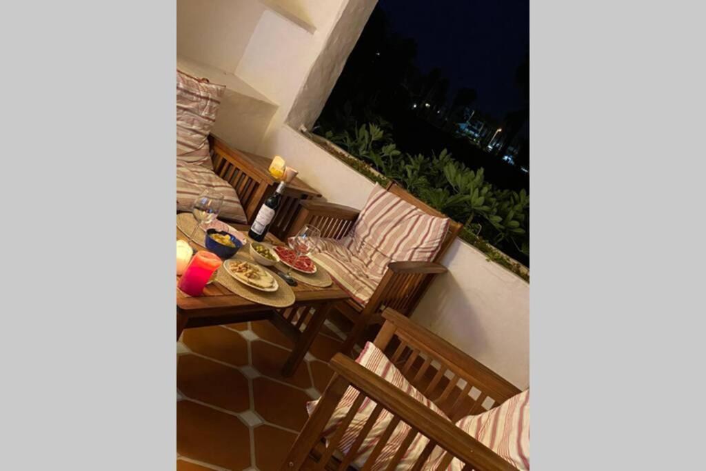 Apartamento En Playa Del Infante 罗塔 外观 照片