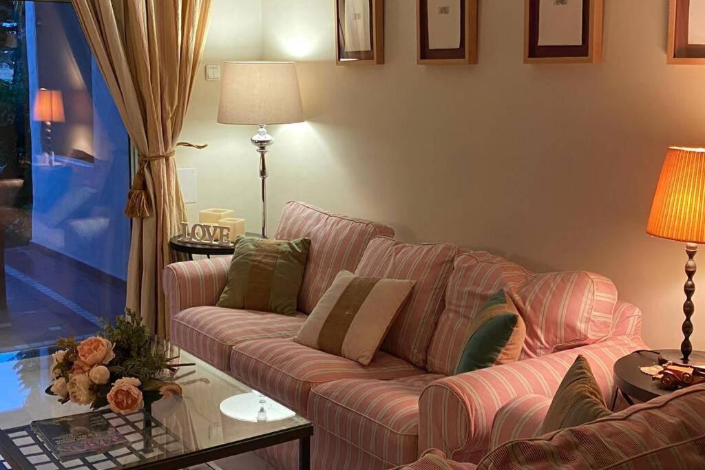 Apartamento En Playa Del Infante 罗塔 外观 照片