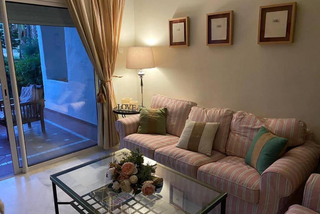 Apartamento En Playa Del Infante 罗塔 外观 照片