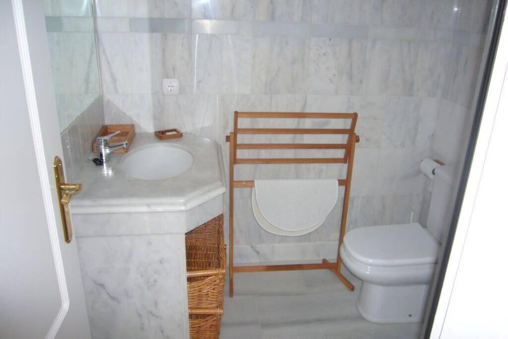 Apartamento En Playa Del Infante 罗塔 外观 照片