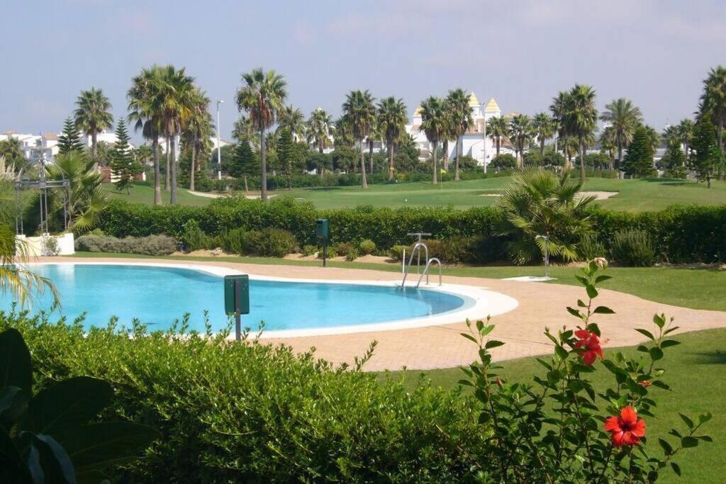 Apartamento En Playa Del Infante 罗塔 外观 照片