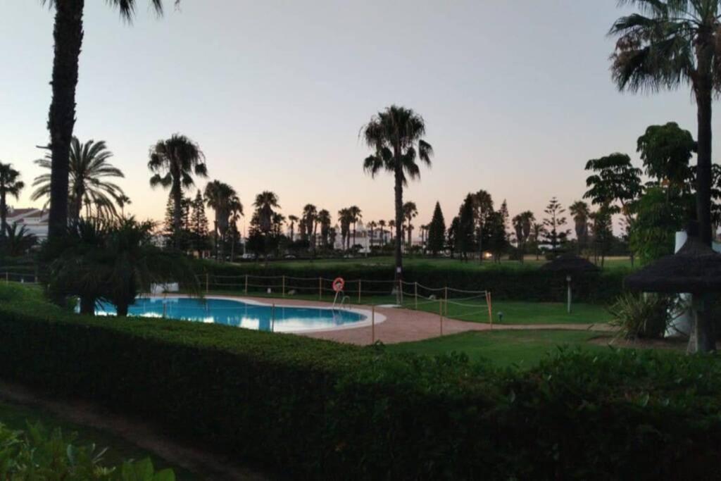 Apartamento En Playa Del Infante 罗塔 外观 照片