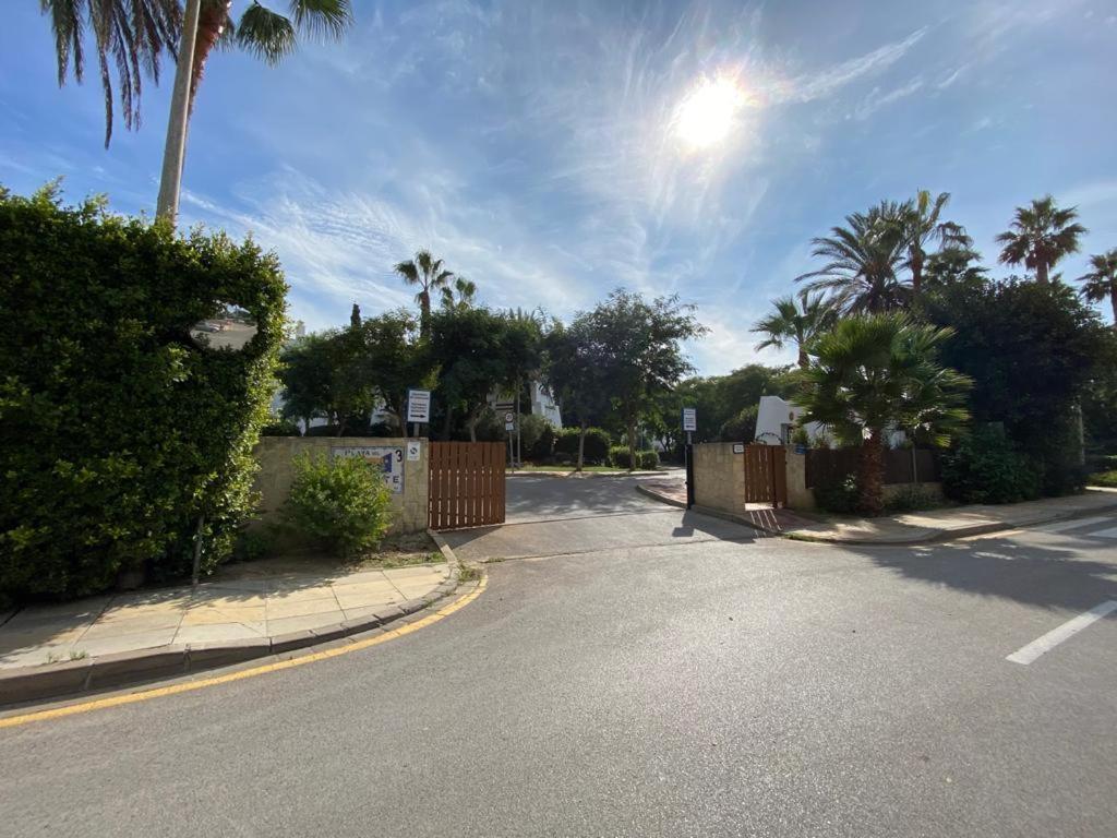 Apartamento En Playa Del Infante 罗塔 外观 照片
