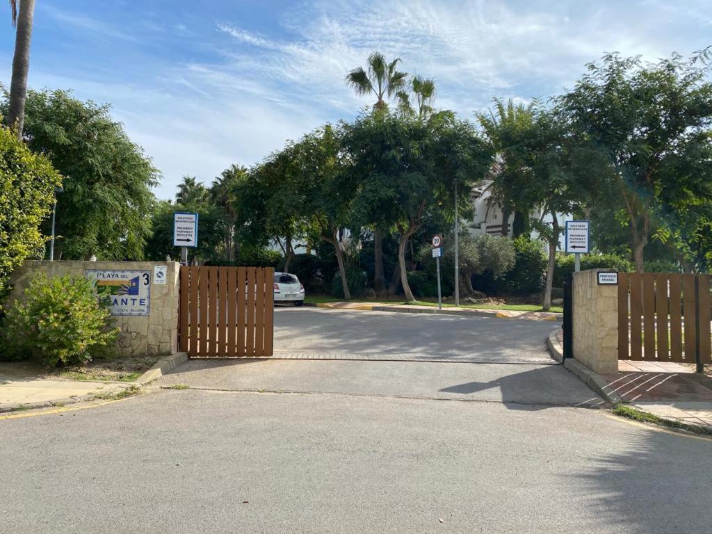 Apartamento En Playa Del Infante 罗塔 外观 照片
