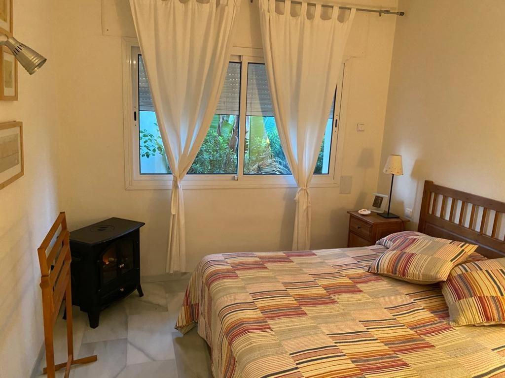 Apartamento En Playa Del Infante 罗塔 外观 照片